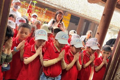 Hoạt động trải nghiệm đầy ý nghĩa của thầy và trò trường tiểu học thị trấn Me