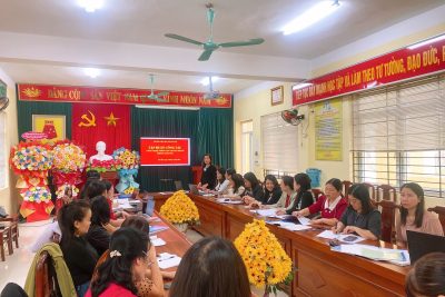 Tập huấn công tác công nghệ thông tin, chuyển đổi số trong giáo dục về nền tảng giáo dục số OLM cho cán bộ, giáo viên Trường Tiểu học Thị Trấn Me, xã Gia Viễn