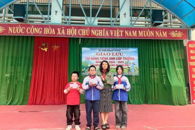 Trường Tiểu học thị trấn Me tổ chức thành công Giao lưu “Tài năng tiếng Anh cấp trường”, năm học 2024 – 2025.